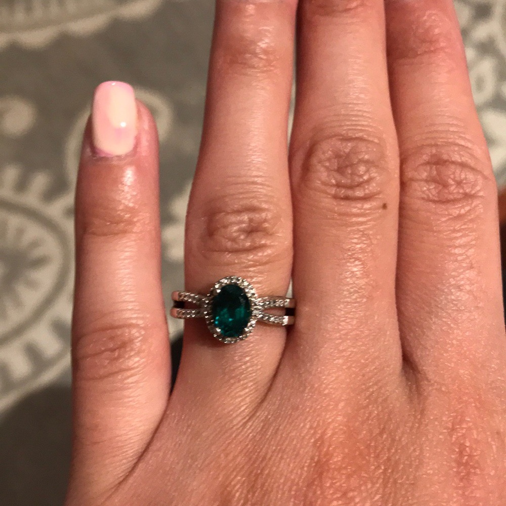 Emerald birthstone (May) ring